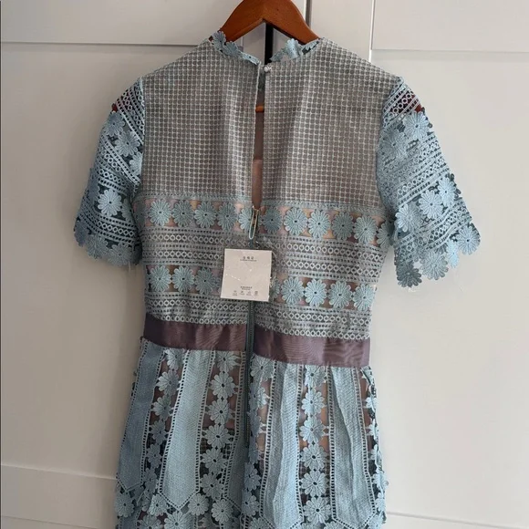 Elegant Lace Midi Dress in Light Blue - Picture 6 of 10